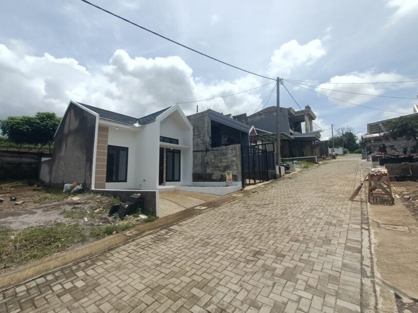 DIJUAL RUMAH SIAP HUNI PAKUHAJI DEKAT CIMAHI KPR TANPA BANK-4