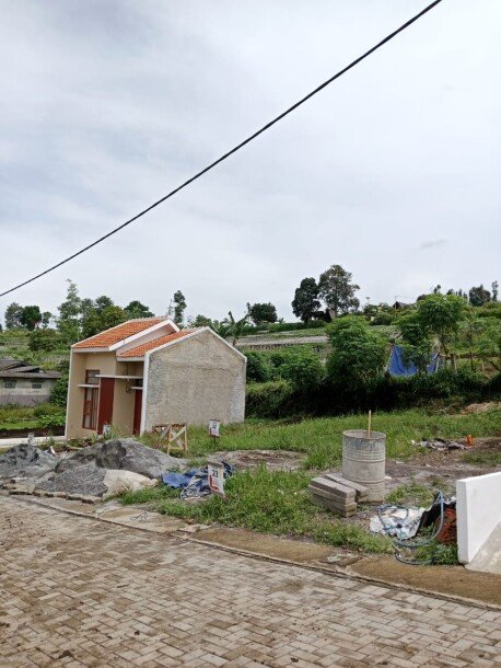 DIJUAL TANAH DATAR SEMI VILLA PAKUHAJI BANDUNG CICIL TANPA BANK-5
